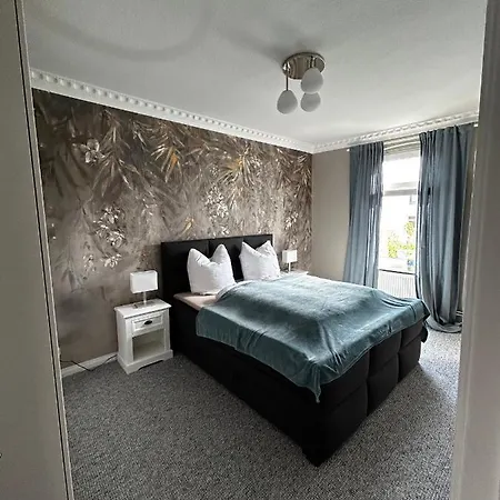 Traumhafter Altbaucharme In Zentraler Lage Apartamento