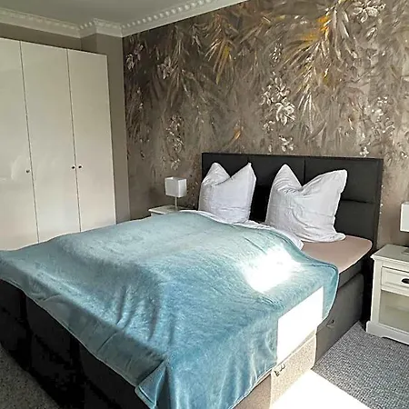 Traumhafter Altbaucharme In Zentraler Lage Apartamento