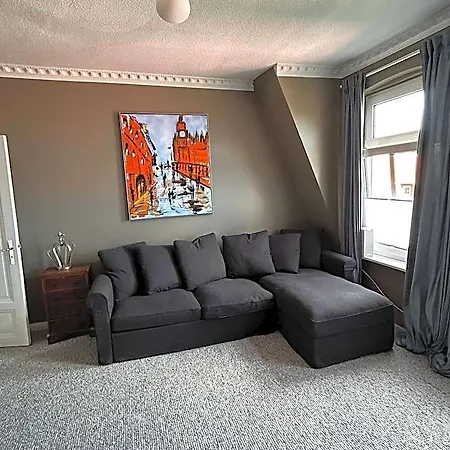 Traumhafter Altbaucharme In Zentraler Lage Apartamento Kiel
