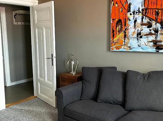 Traumhafter Altbaucharme In Zentraler Lage *